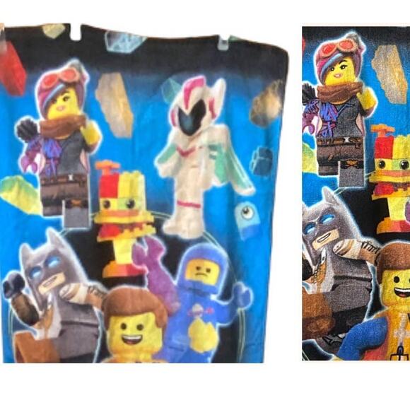 Lego Minifig Beach Towel 2018 Lego Movie 2 Cotton Lets Build Together 27 x 55 - Picture 1 of 10